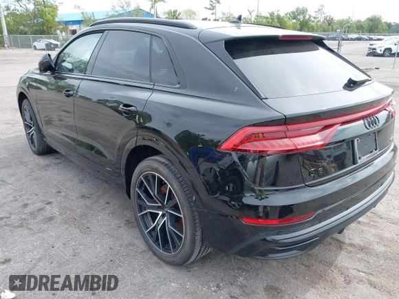 2022 Audi Q8 Premium Plus with VIN WA1EVBF18ND007050, listed as a IAAI auction lot 41863552 with 18,523 mi miles. Bid and sale history available at carsss.com. Image 3.
