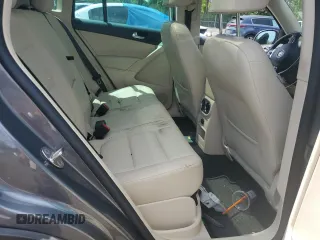 2013 Volkswagen Tiguan SE with VIN WVGBV7AX1DW009495, listed as a Copart auction lot 62289675 with Not provided miles and Salvage title. Bid and sale history available at DreamBid. Image 10.
