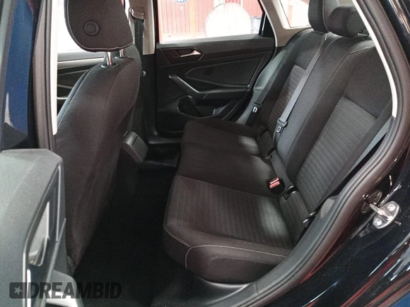 2024 Volkswagen Jetta S z VIN 3VW5M7BU1RM076143, wystawiony jako IAAI lot #42786512 z przebiegiem 30 201 mil mil oraz . Historia ofert i sprzedaży dostępna na DreamBid. Obrazek 9.