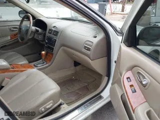 2003 Infiniti I35 Luxury with VIN JNKDA31A53T113385, listed as a IAAI auction lot 41781583 with 190,735 mi miles. Bid and sale history available at carsss.com. Image 5.