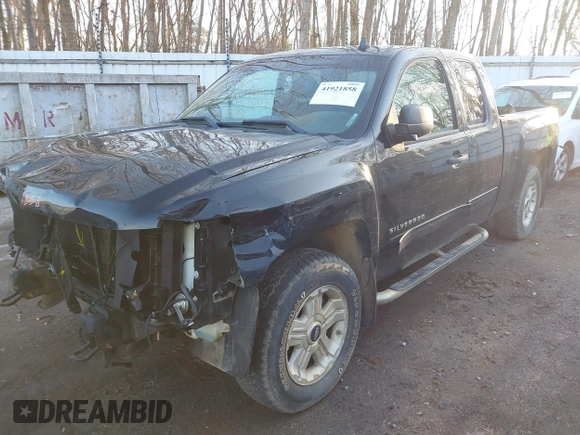 2013 Chevrolet Silverado 1500 LT with VIN 1GCRKSE78DZ342364, listed as a IAAI auction lot 41921858 with 153,203 mi miles and . Bid and sale history available at DreamBid. Image 17.
