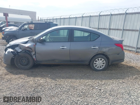 2016 Nissan Versa S с VIN 3N1CN7AP6GL839640, выставлен на аукционе IAAI как лот 42206585 с пробегом 264 258 миль миль и . История ставок и продаж доступна на DreamBid. Изображение 14.