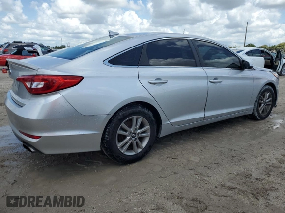 2016 Hyundai Sonata SE with VIN 5NPE24AF9GH352565, listed as a Copart auction lot 55914915 with 136,689 mi miles and Clean Title. Bid and sale history available at carsss.com. Image 3.