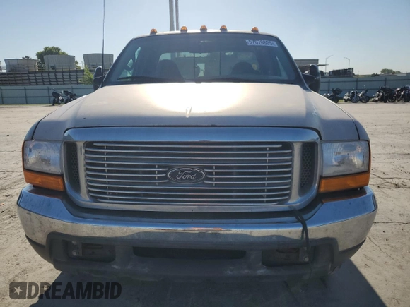 1999 Ford F-350 with VIN 1FTWX32F6XED54952, listed as a Copart auction lot 57676805 with 146,544 mi miles and Salvage title. Bid and sale history available at DreamBid. Image 5.