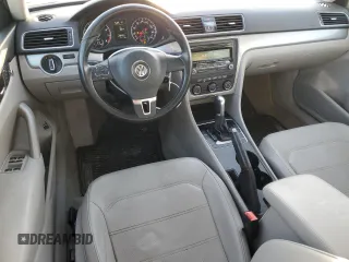 2014 Volkswagen Passat S with VIN 1VWAS7A30EC120934, listed as a Copart auction lot 86300754 with 91,176 mi miles and Salvage Title. Bid and sale history available at carsss.com. Image 8.