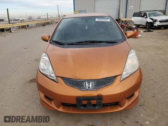 2009 Honda Fit Sport z VIN JHMGE88429S025410, wystawiony jako Copart lot #84963934 z przebiegiem 122 807 mil mil oraz Szkoda całkowita • Salvage title. Historia ofert i sprzedaży dostępna na DreamBid. Obrazek 5.