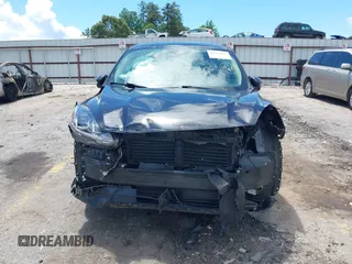 2020 Ford Escape SE z VIN 1FMCU0G65LUA92260, wystawiony jako IAAI lot #42244569 z przebiegiem 49 802 mil mil oraz . Historia ofert i sprzedaży dostępna na DreamBid. Obrazek 6.