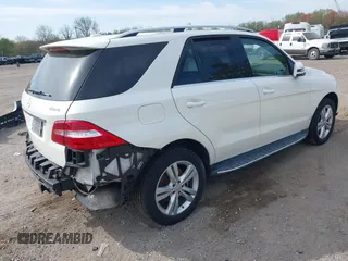 2013 Mercedes-Benz M 350 with VIN 4JGDA5HB8DA162911, listed as a IAAI auction lot 42093884 with 56,177 mi miles and . Bid and sale history available at DreamBid. Image 4.