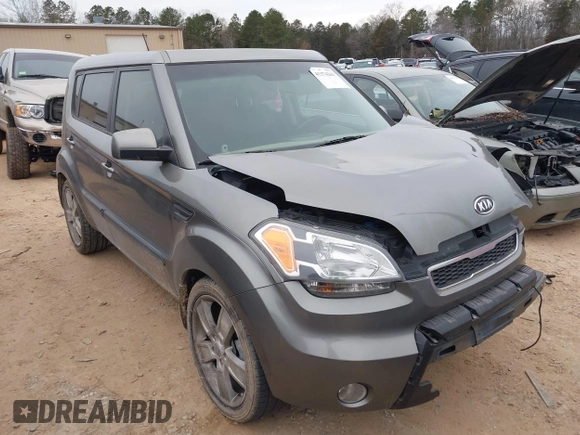 2011 Kia Soul + with VIN KNDJT2A28B7307028, listed as a IAAI auction lot 41374263 with 182,074 mi miles. Bid and sale history available at carsss.com. Image 1.