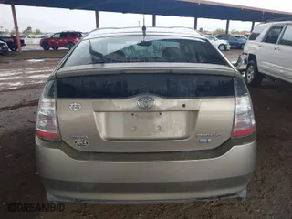 2005 Toyota Prius with VIN JTDKB20U453100027, listed as a IAAI auction lot 41729640 with 299,999 mi miles. Bid and sale history available at carsss.com. Image 16.
