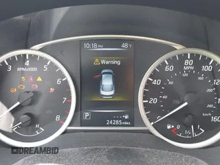 2017 Nissan Sentra S with VIN 3N1AB7APXHY375031, listed as a IAAI auction lot 41739459 with 24,285 mi miles and . Bid and sale history available at carsss.com. Image 7.