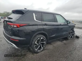 2023 Mitsubishi Outlander SE z VIN JA4J4UA86PZ027448, wystawiony jako Copart lot #57084785 z przebiegiem 36 735 mil mil oraz Szkoda całkowita • Salvage title. Historia ofert i sprzedaży dostępna na DreamBid. Obrazek 3.