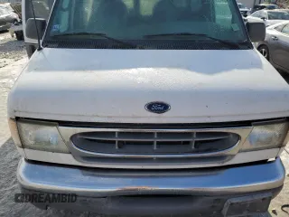 2002 Ford Econoline Cargo with VIN 1FDRE14WX2HB48802, listed as a Copart auction lot 44194335 with 140,559 mi miles and Clean Title. Bid and sale history available at DreamBid. Image 12.