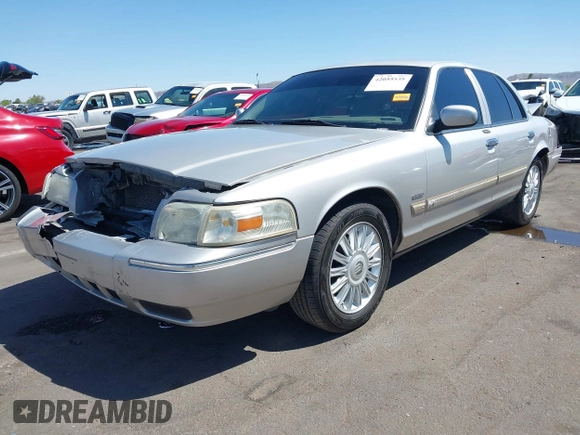 2009 Mercury Grand Marquis LS with VIN 2MEHM75V89X608365, listed as a IAAI auction lot 42055538 with Not Provided miles. Bid and sale history available at carsss.com. Image 2.