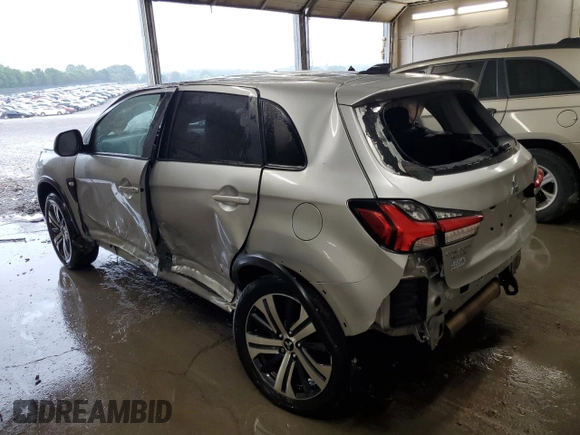 2022 Mitsubishi Outlander ES с VIN JA4ARUAU0NU013084, выставлен на аукционе Copart как лот 57413675 с пробегом 102 454 миль миль и Списание • Salvage title. История ставок и продаж доступна на DreamBid. Изображение 2.