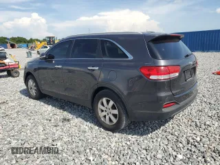 2018 Kia Sorento LX z VIN 5XYPG4A34JG425582, wystawiony jako Copart lot #58852865 z przebiegiem 157 170 mil mil oraz Czysty tytuł • Clean title. Historia ofert i sprzedaży dostępna na DreamBid. Obrazek 2.
