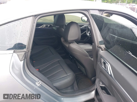 2023 BMW 4 Series 430i xDrive z VIN WBA73AV00PFP42052, wystawiony jako IAAI lot #42359167 z przebiegiem 40 883 mil mil oraz . Historia ofert i sprzedaży dostępna na DreamBid. Obrazek 8.