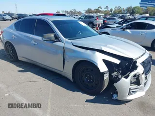 2014 Infiniti Q50 Premium z VIN JN1BV7APXEM687604, wystawiony jako IAAI lot #42239657 z przebiegiem 124 273 mil mil oraz . Historia ofert i sprzedaży dostępna na DreamBid. Obrazek 1.