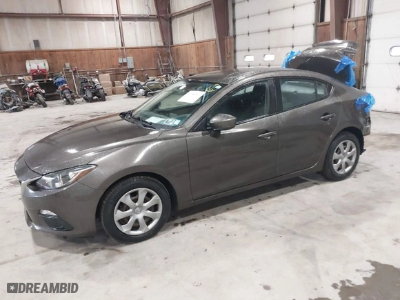 2014 Mazda Mazda3 i Sport with VIN JM1BM1U7XE1214649, listed as a IAAI auction lot 41768160 with 62,016 mi miles. Bid and sale history available at carsss.com. Image 2.