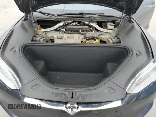2020 Tesla Model S Long Range with VIN 5YJSA1E22LF351472, listed as a Copart auction lot 56195695 with 76,311 mi miles and Salvage title. Bid and sale history available at DreamBid. Image 11.