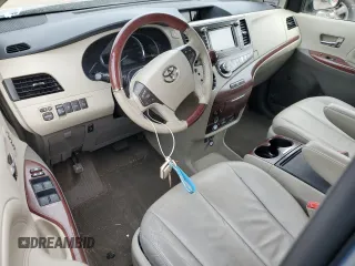 2013 Toyota Sienna XLE with VIN 5TDDK3DC5DS056097, listed as a Copart auction lot 89021805 with Not Provided miles and Salvage Title. Bid and sale history available at carsss.com. Image 8.
