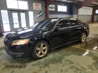 2013 Volkswagen Passat SE with VIN 1VWBH7A35DC010723, listed as a Copart auction lot 44300785 with 170,942 mi miles and Clean Title. Bid and sale history available at carsss.com. Image 1.