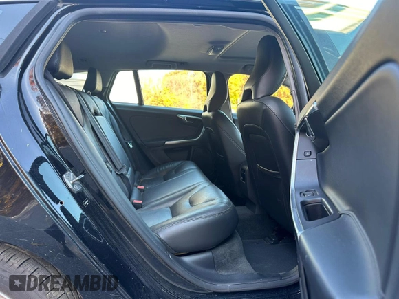 2016 Volvo V60 T5 Drive-E Premier with VIN YV140MEK5G1291659, listed as a Copart auction lot 77628754 with 117,965 mi miles and Clean Title. Bid and sale history available at carsss.com. Image 7.