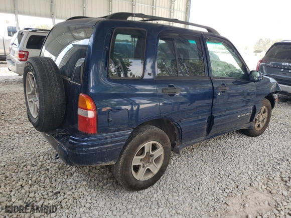 2003 Chevrolet Tracker LT with VIN 2CNBJ634536931981, listed as a Copart auction lot 71785304 with NaN miles and Salvage Title. Bid and sale history available at carsss.com. Image 3.