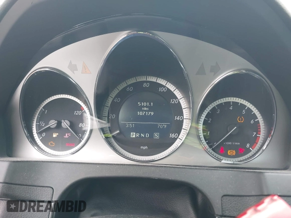 2009 Mercedes-Benz C-Class 3.0L Sport with VIN WDDGF54X59R054278, listed as a IAAI auction lot 42090960 with 107,179 mi miles. Bid and sale history available at carsss.com. Image 7.