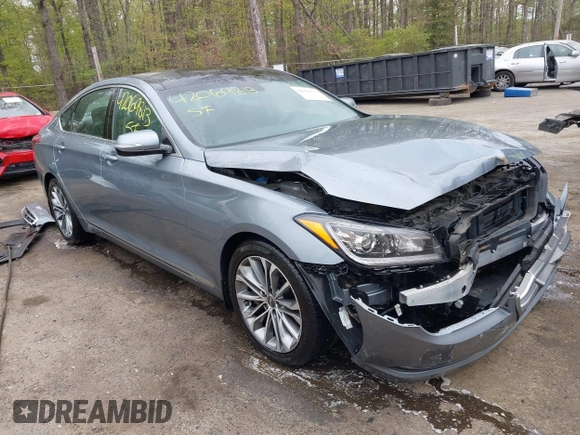 2015 Hyundai Genesis 3.8L with VIN KMHGN4JE8FU098774, listed as a IAAI auction lot 42069813 with 76,397 mi miles. Bid and sale history available at carsss.com. Image 1.