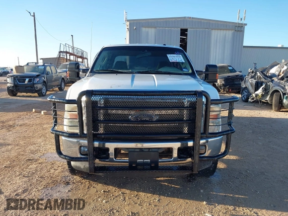 2010 Ford Super Duty F-250 SRW XL with VIN 1FTSW2B57AEB10561, listed as a IAAI auction lot 41507930 with 290,173 mi miles. Bid and sale history available at carsss.com. Image 12.
