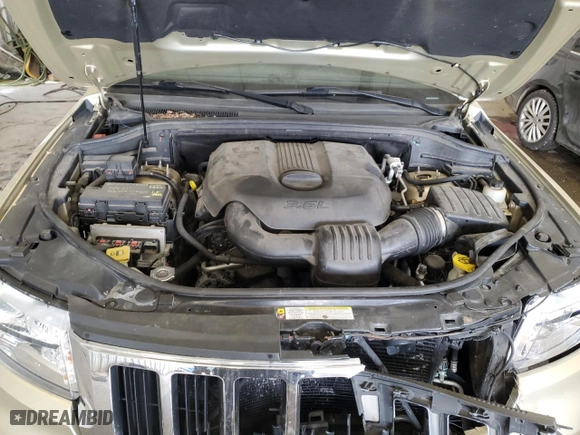 2011 Jeep Grand Cherokee Limited with VIN 1J4RR5GG3BC722782, listed as a Copart auction lot 52249515 with 162,648 mi miles and Non Repairable. Bid and sale history available at carsss.com. Image 12.