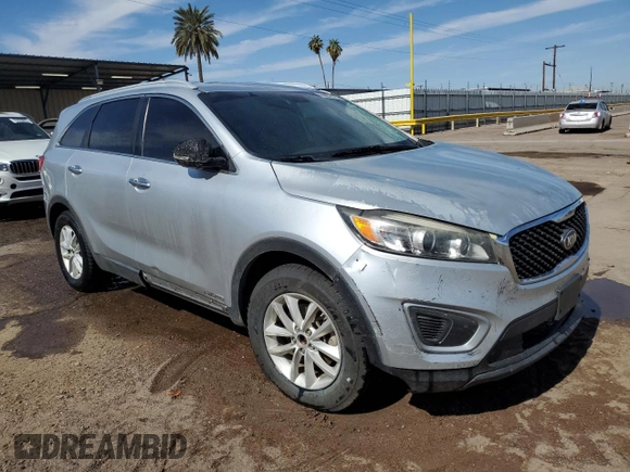 2018 Kia Sorento LX V6 with VIN 5XYPGDA59JG420766, listed as a Copart auction lot 46072115 with 270,019 mi miles and Clean Title. Bid and sale history available at carsss.com. Image 4.