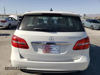 2014 Mercedes-Benz B Electric Drive with VIN WDDVP9AB7EJ002907, listed as a Copart auction lot 77015844 with 80,500 mi miles and Clean Title. Bid and sale history available at carsss.com. Image 6.