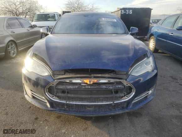 2016 Tesla Model S 90D with VIN 5YJSA1E24GF130655, listed as a Copart auction lot 49840065 with 0 mi miles and Salvage Title. Bid and sale history available at carsss.com. Image 5.