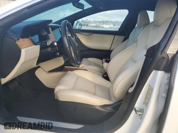 2021 Tesla Model S Long Range Plus z VIN 5YJSA1E23MF425368, wystawiony jako Copart lot #73956634 z przebiegiem Nie podano mil oraz Nie do naprawy • Non repairable. Historia ofert i sprzedaży dostępna na DreamBid. Obrazek 7.