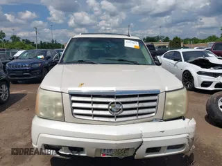 2003 Cadillac Escalade z VIN 1GYEK63N43R166347, wystawiony jako IAAI lot #42377612 z przebiegiem 255 892 mil mil oraz . Historia ofert i sprzedaży dostępna na DreamBid. Obrazek 13.