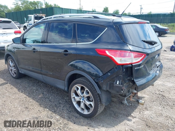 2013 Ford Escape Titanium z VIN 1FMCU9J93DUC06684, wystawiony jako IAAI lot #42606418 z przebiegiem 109 270 mil mil oraz . Historia ofert i sprzedaży dostępna na DreamBid. Obrazek 3.