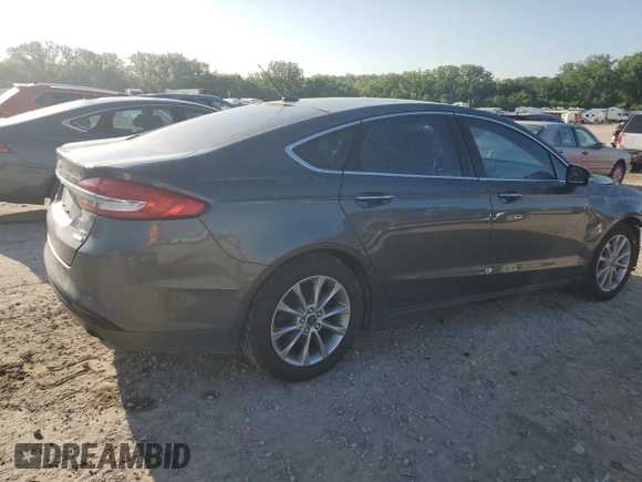2017 Ford Fusion SE z VIN 3FA6P0HD6HR156834, wystawiony jako Copart lot #55144955 z przebiegiem 114 497 mil mil oraz Szkoda całkowita • Salvage title. Historia ofert i sprzedaży dostępna na DreamBid. Obrazek 3.