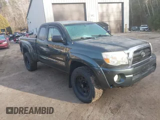 2009 Toyota Tacoma with VIN 5TEUU42N99Z649654, listed as a IAAI auction lot 41796246 with 229,052 mi miles. Bid and sale history available at carsss.com. Image 1.