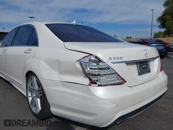 2013 Mercedes-Benz S 550 with VIN WDDNG7DB9DA531175, listed as a IAAI auction lot 41816757 with 109,136 mi miles and . Bid and sale history available at DreamBid. Image 17.