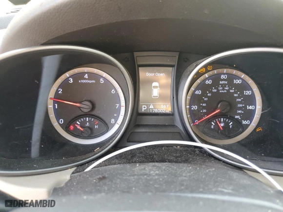2016 Hyundai Santa Fe SE with VIN KM8SM4HFXGU154226, listed as a Copart auction lot 52577095 with 178,002 mi miles and Clean Title. Bid and sale history available at carsss.com. Image 9.