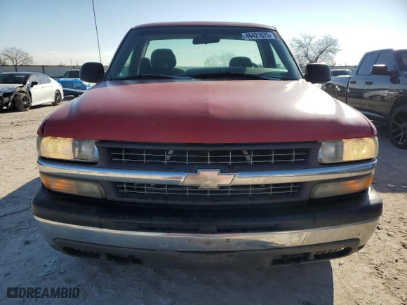 2000 Chevrolet Silverado 1500 with VIN 1GCEK14W7YZ127727, listed as a Copart auction lot 46421675 with 352,666 mi miles and Clean Title. Bid and sale history available at carsss.com. Image 5.