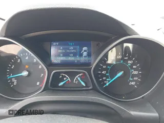 2014 Ford Escape SE с VIN 1FMCU9GX7EUA16913, выставлен на аукционе IAAI как лот 42413711 с пробегом 103 143 миль миль и . История ставок и продаж доступна на DreamBid. Изображение 7.