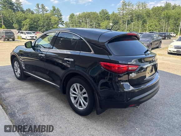 2014 Infiniti QX70 with VIN JN8CS1MW1EM411715, listed as a IAAI auction lot 42769793 with 180,472 mi miles and . Bid and sale history available at DreamBid. Image 3.