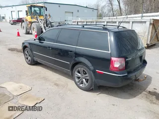 2005 Volkswagen Passat GLS z VIN WVWCE63B15E131558, wystawiony jako IAAI lot #42069590 z przebiegiem 241 886 mil mil oraz . Historia ofert i sprzedaży dostępna na DreamBid. Obrazek 3.