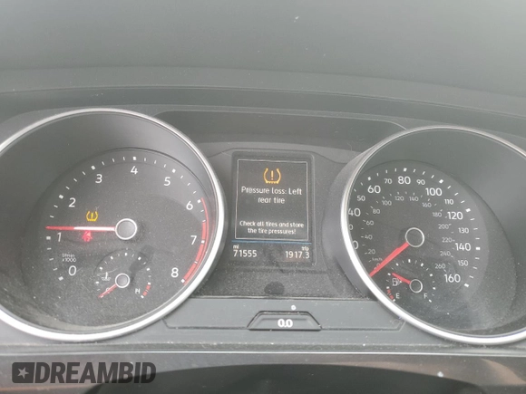 2018 Volkswagen Tiguan SEL z VIN 3VV3B7AX2JM001338, wystawiony jako Copart lot #51742105 z przebiegiem 71 555 mil mil oraz Szkoda całkowita • Salvage title. Historia ofert i sprzedaży dostępna na DreamBid. Obrazek 9.