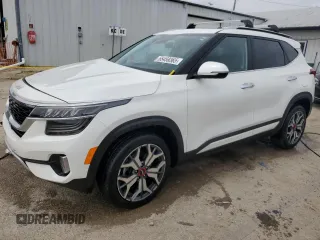 2023 Kia Seltos SX with VIN KNDETCA25P7386169, listed as a Copart auction lot 55458365 with 37,315 mi miles and Salvage title. Bid and sale history available at DreamBid. Image 1.