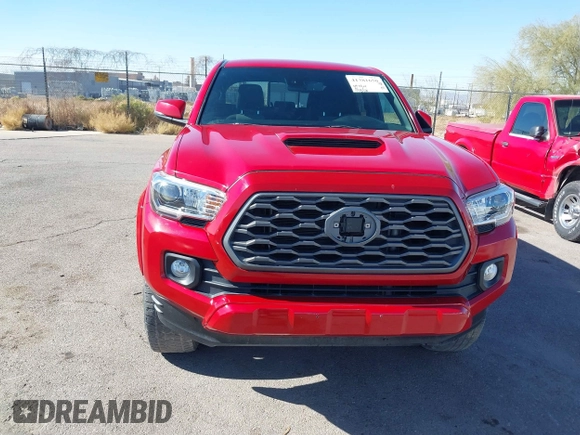 2021 Toyota Tacoma 4WD SR5 with VIN 3TMDZ5BN3MM102098, listed as a IAAI auction lot 41381650 with 30,642 mi miles. Bid and sale history available at carsss.com. Image 12.