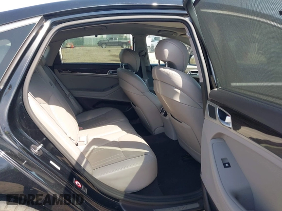 2015 Hyundai Genesis 3.8L z VIN KMHGN4JE6FU038072, wystawiony jako IAAI lot #41739135 z przebiegiem 104 414 mil mil oraz . Historia ofert i sprzedaży dostępna na DreamBid. Obrazek 8.